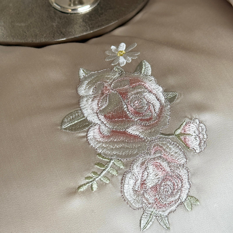 Rosé Allure Bedding Set