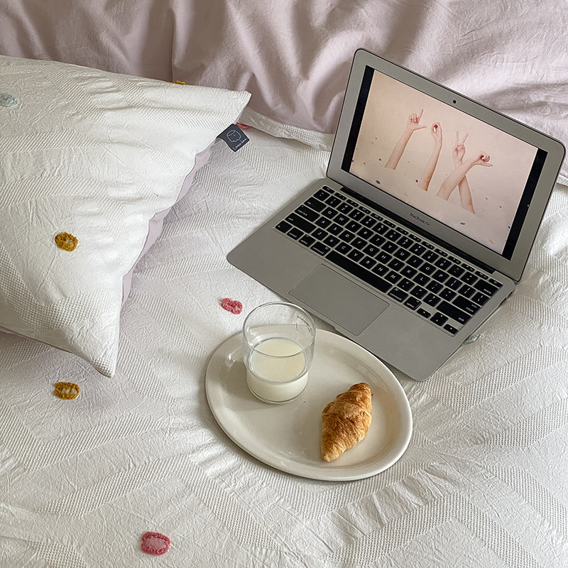 Dot Jacquard Bedding Set