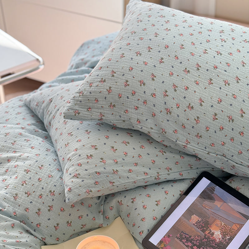 Blooming Muse Bedding Set