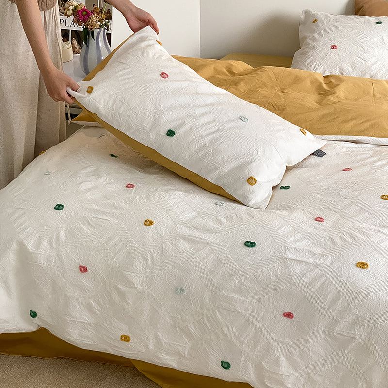 Dot Jacquard Bedding Set