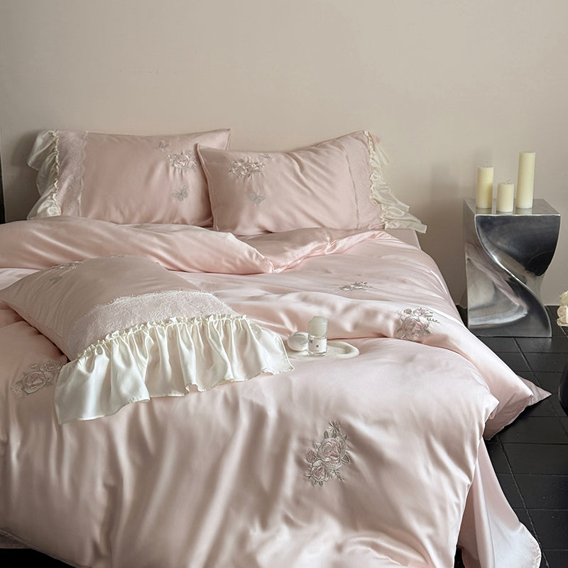 Rosé Allure Bedding Set