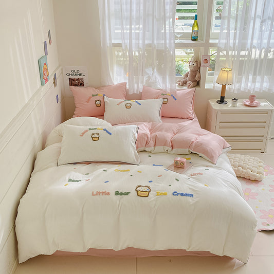 LittleScoop Embroidery Bedding Set