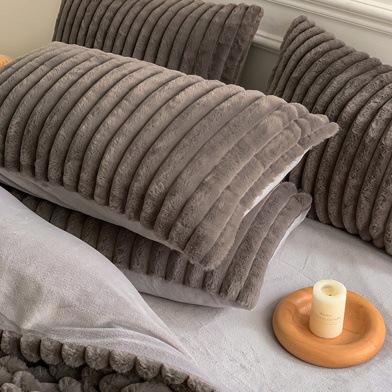 High-end Thicken Plush Bedding Set