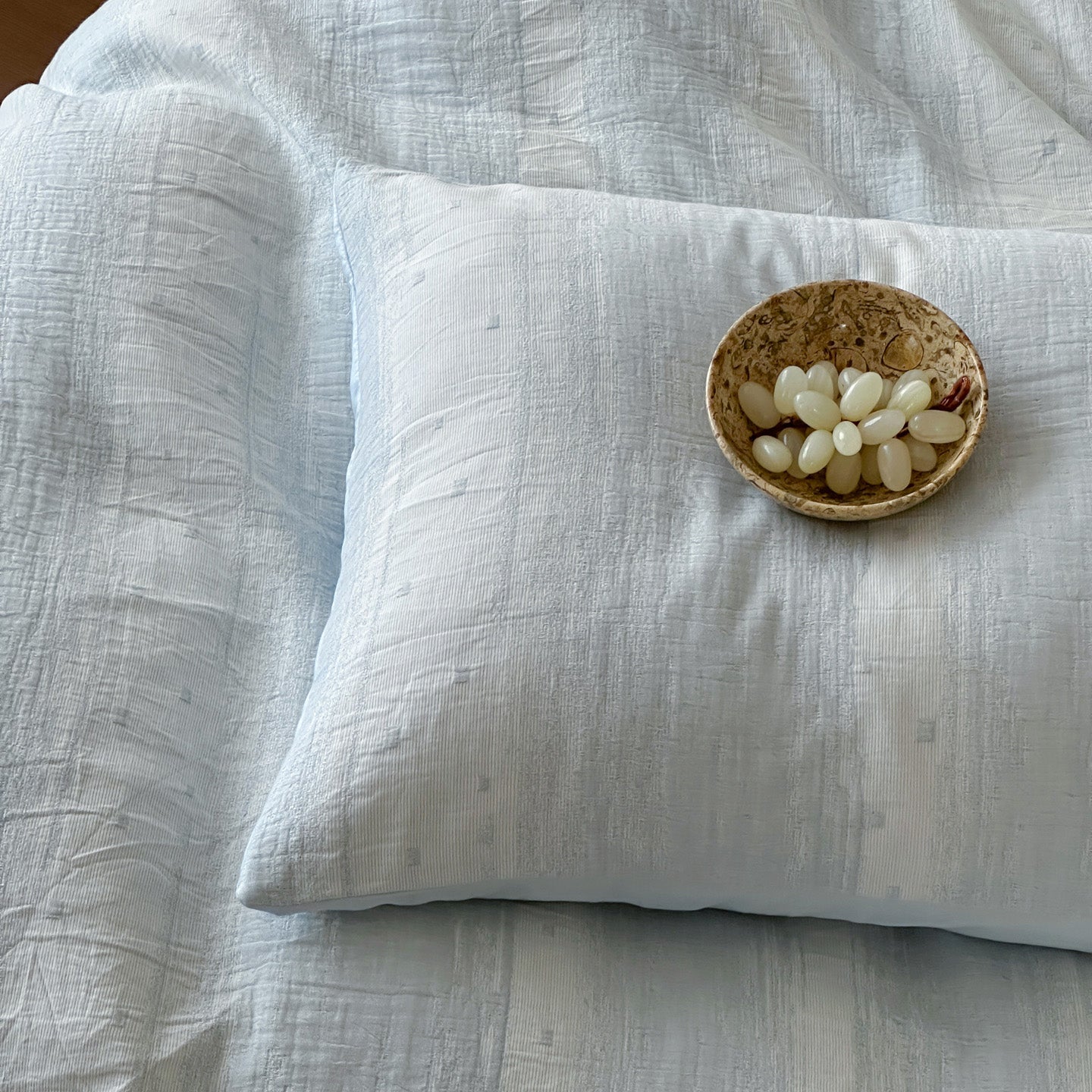 Serene Weave Bedding Set