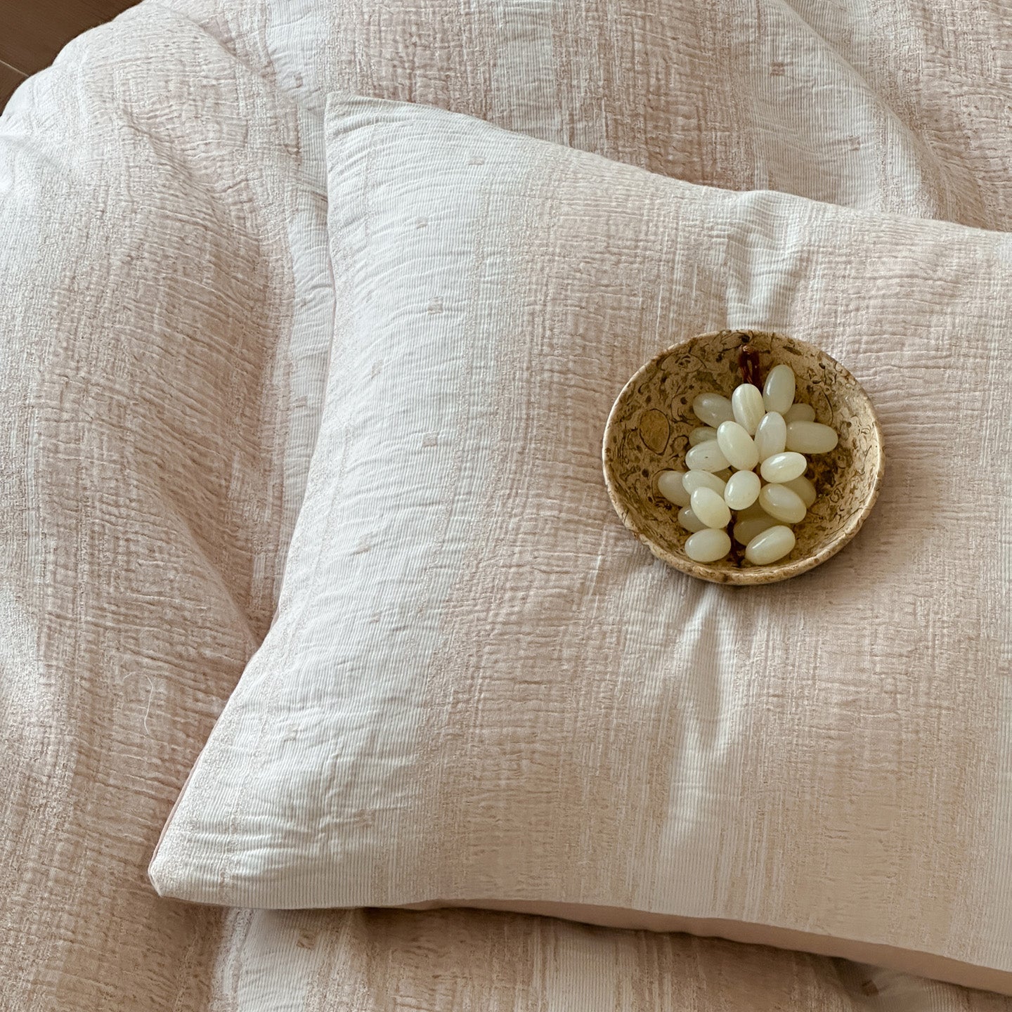 Serene Weave Bedding Set