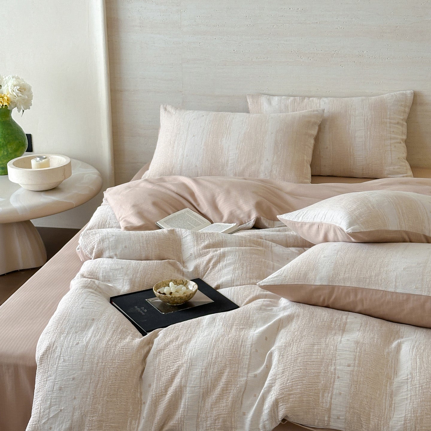 Serene Weave Bedding Set