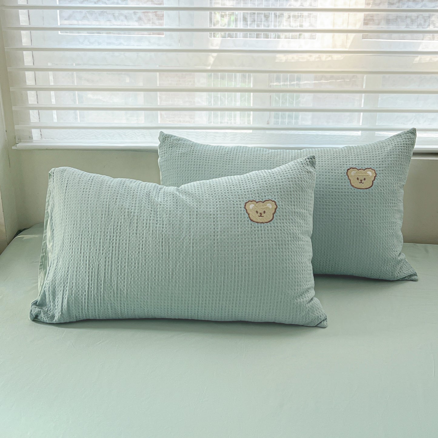 Teddy Waffle Bedding Set