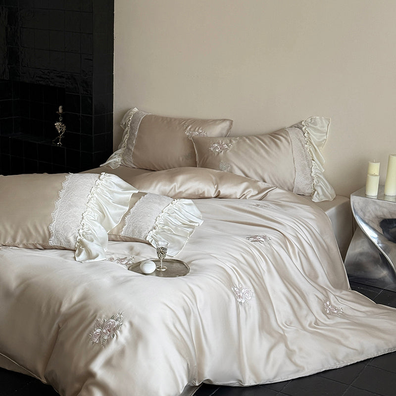 Rosé Allure Bedding Set