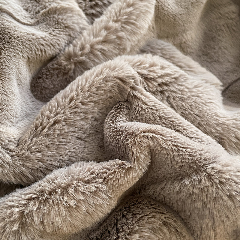Frosty Nights Velvet Bedding Set
