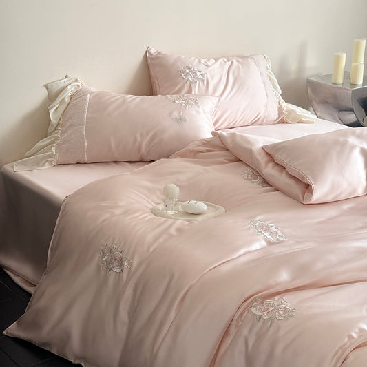 Rosé Allure Bedding Set