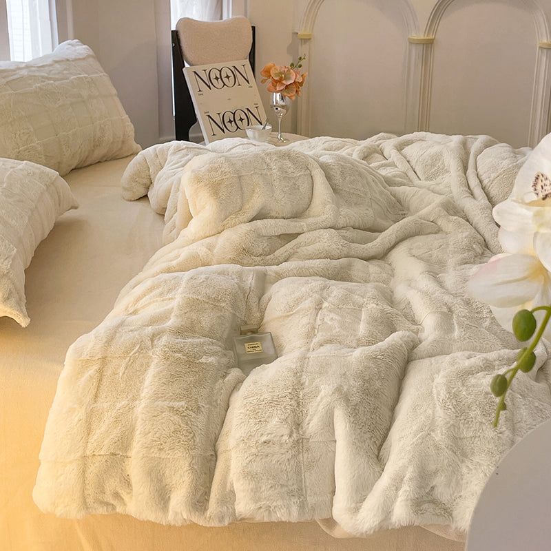 Frosty Nights Velvet Bedding Set