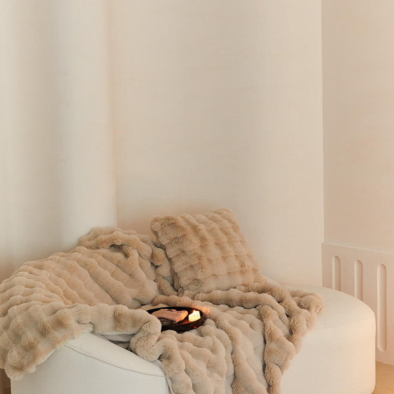 Tuscan Imitation Fur Blanket