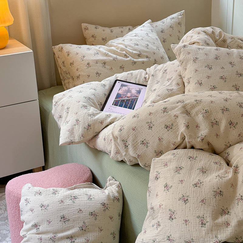 Blooming Muse Bedding Set