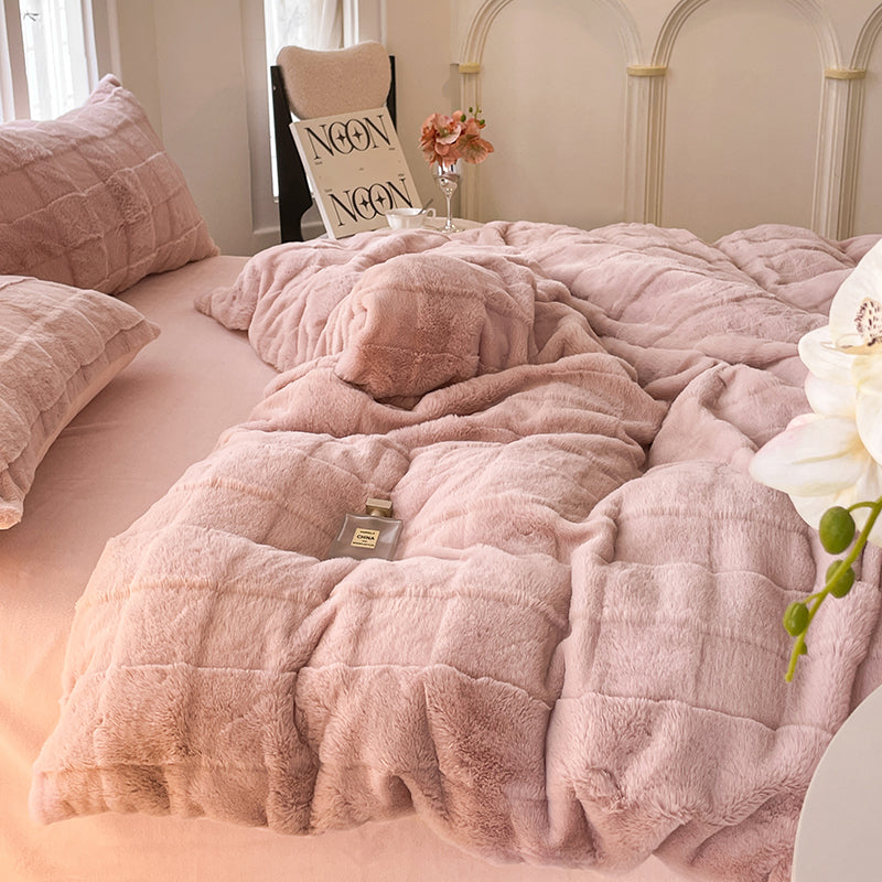 Frosty Nights Velvet Bedding Set