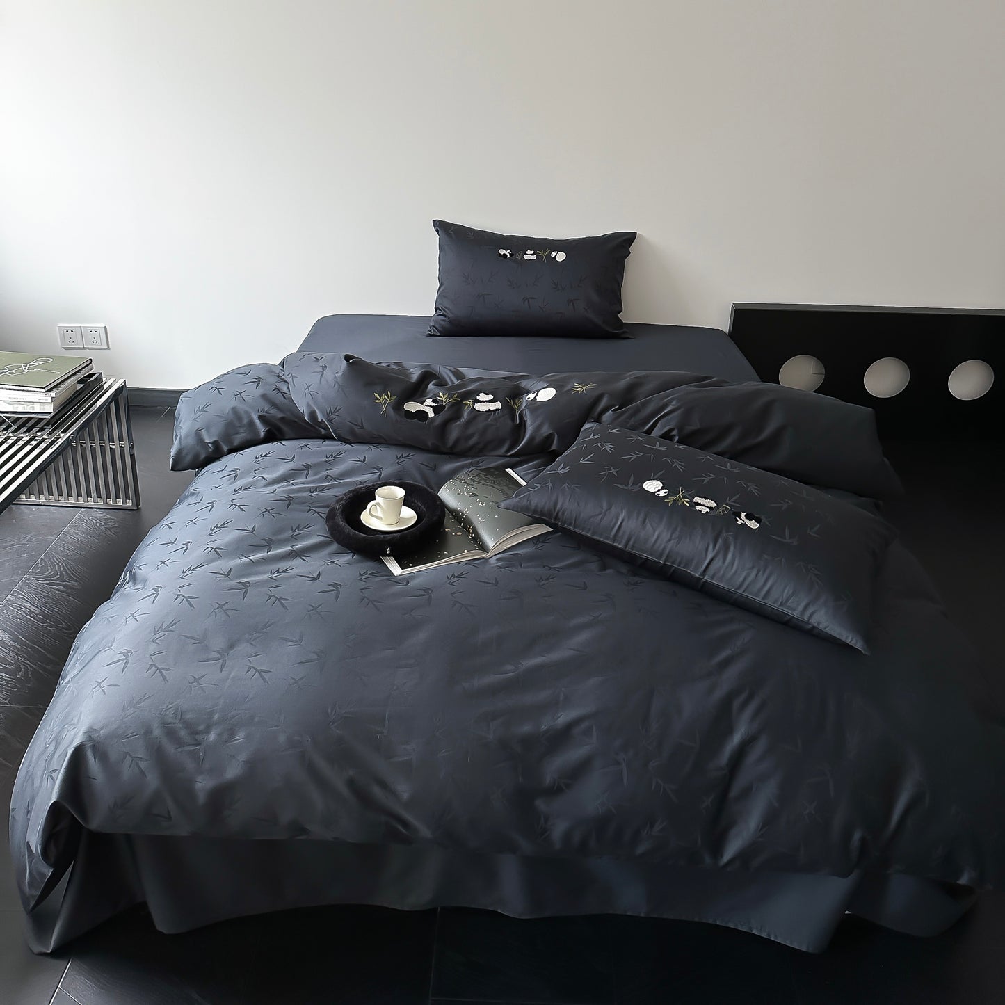 100S Panda Tribute Satin Bedding Set