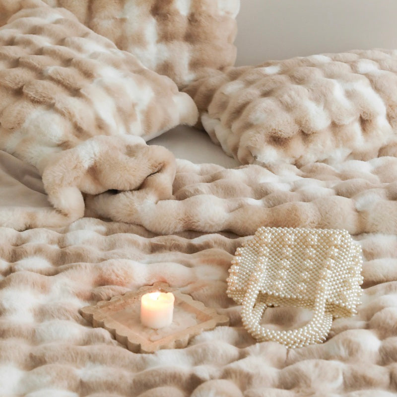 Tuscan Imitation Fur Blooming Blanket