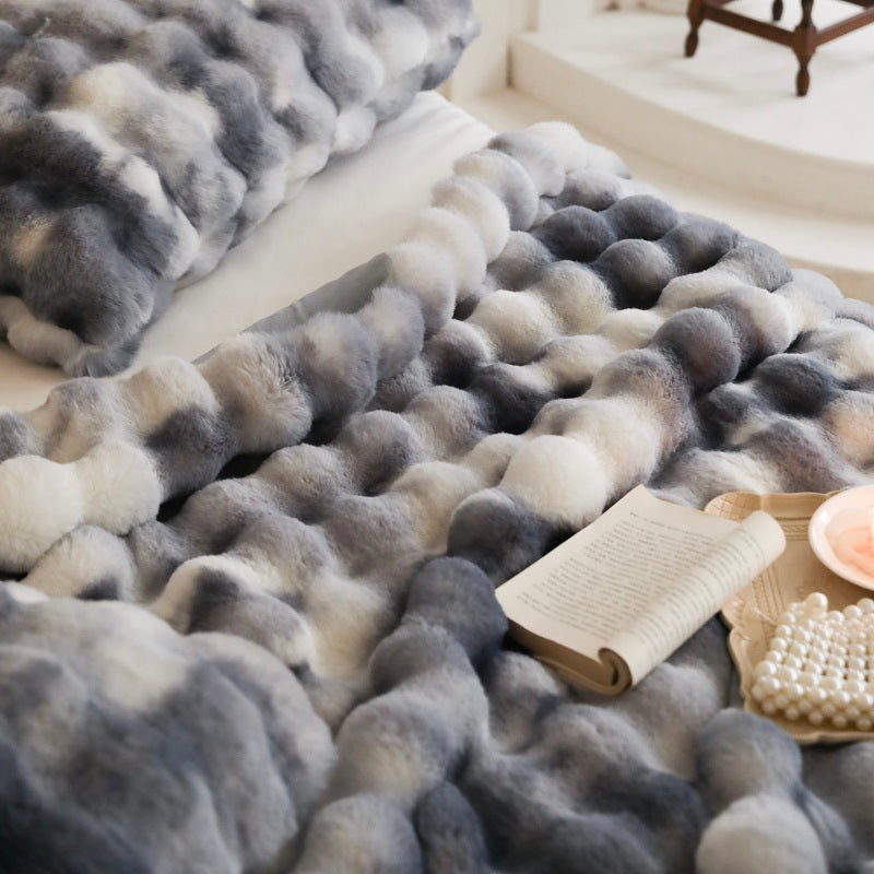 Tuscan Imitation Fur Blooming Blanket