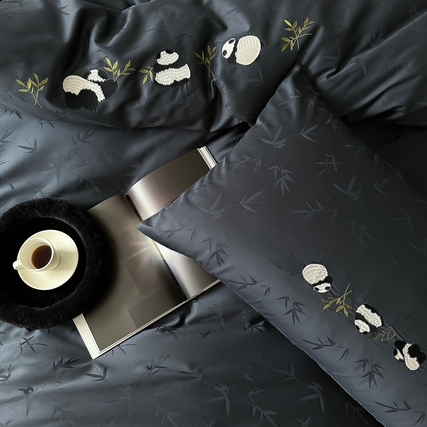 100S Panda Tribute Satin Bedding Set