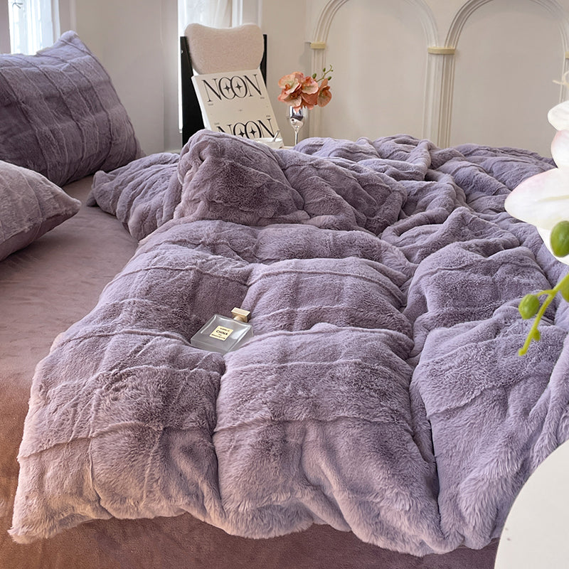 Frosty Nights Velvet Bedding Set