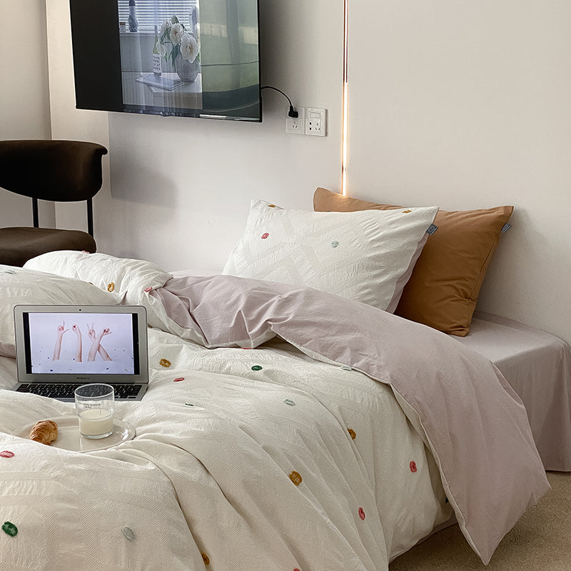 Dot Jacquard Bedding Set