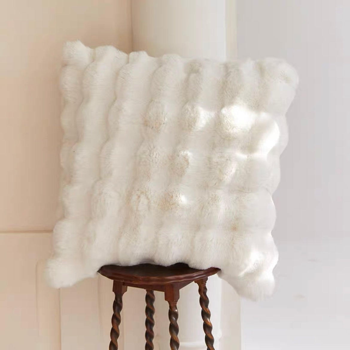 Tuscan Imitation Fur Blanket