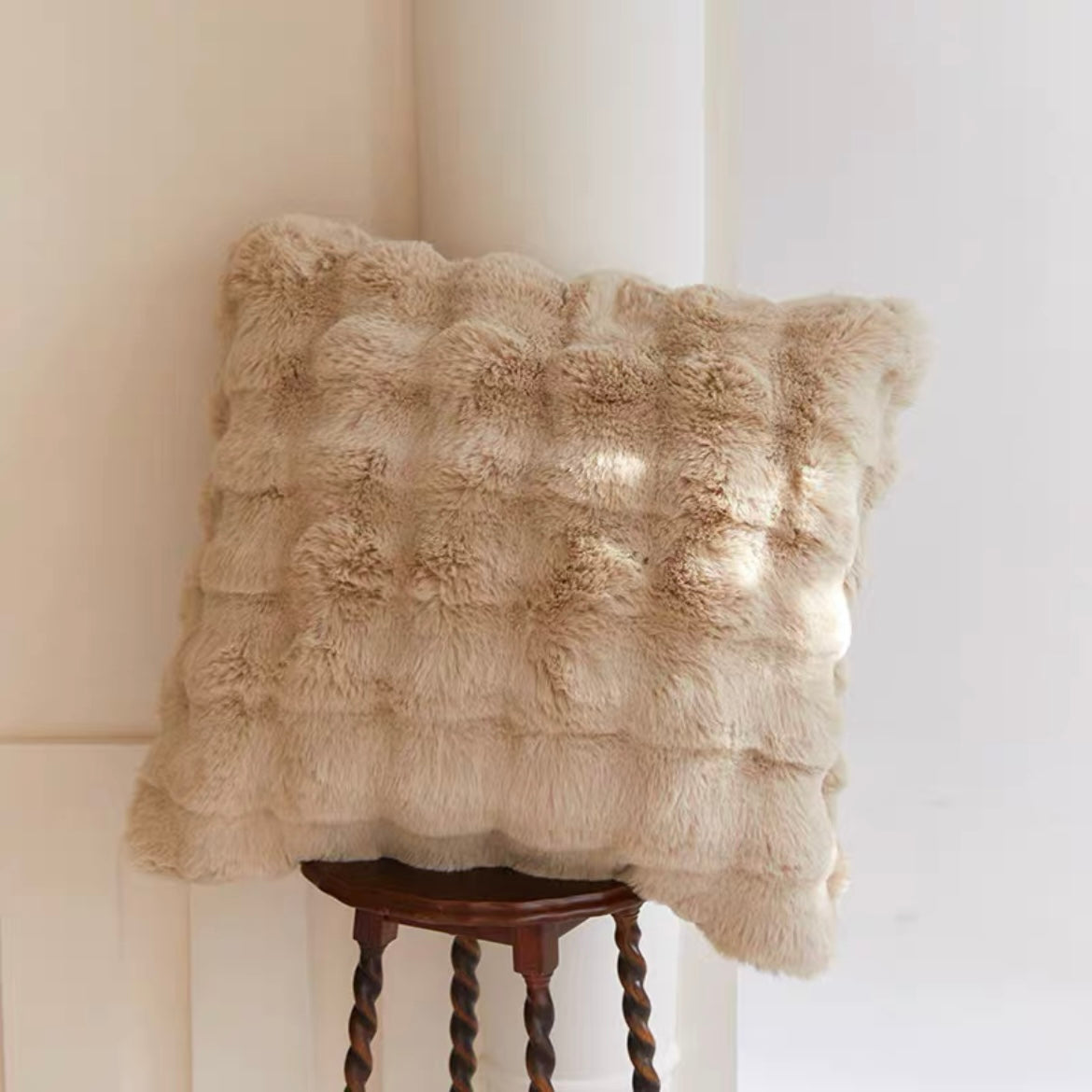 Tuscan Imitation Fur Blanket
