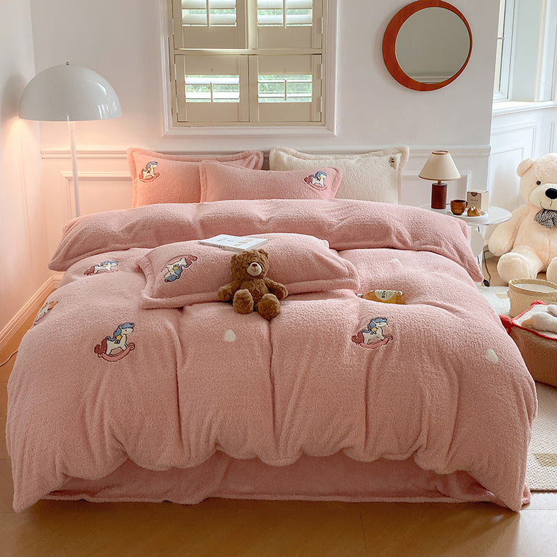 Dream Nest Bedding Set