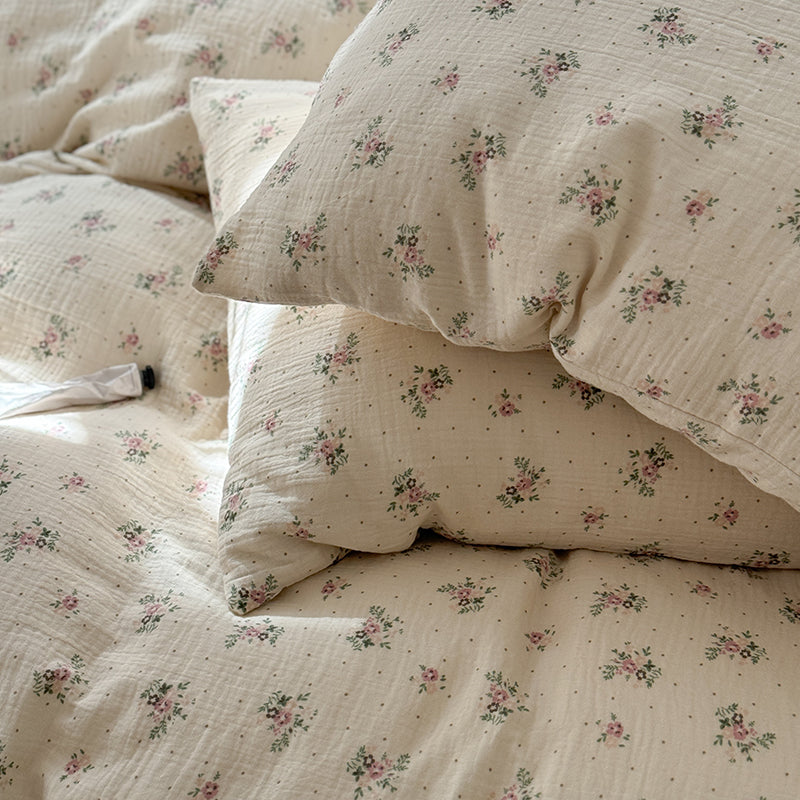 Blooming Muse Bedding Set