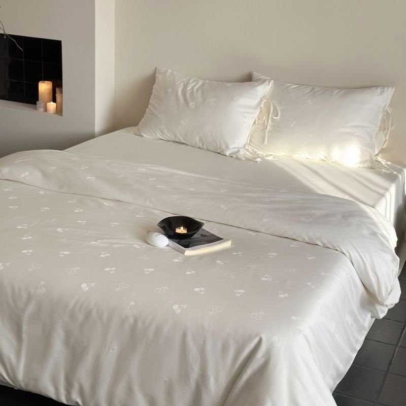 Belle Vie Bedding Set