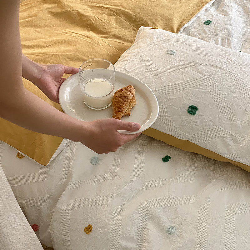 Dot Jacquard Bedding Set