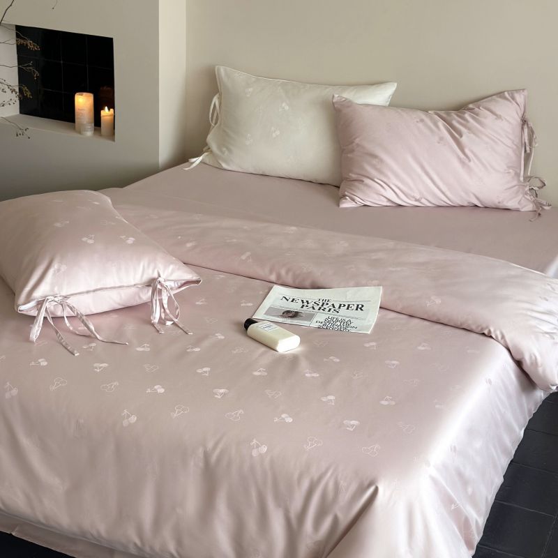 Belle Vie Bedding Set