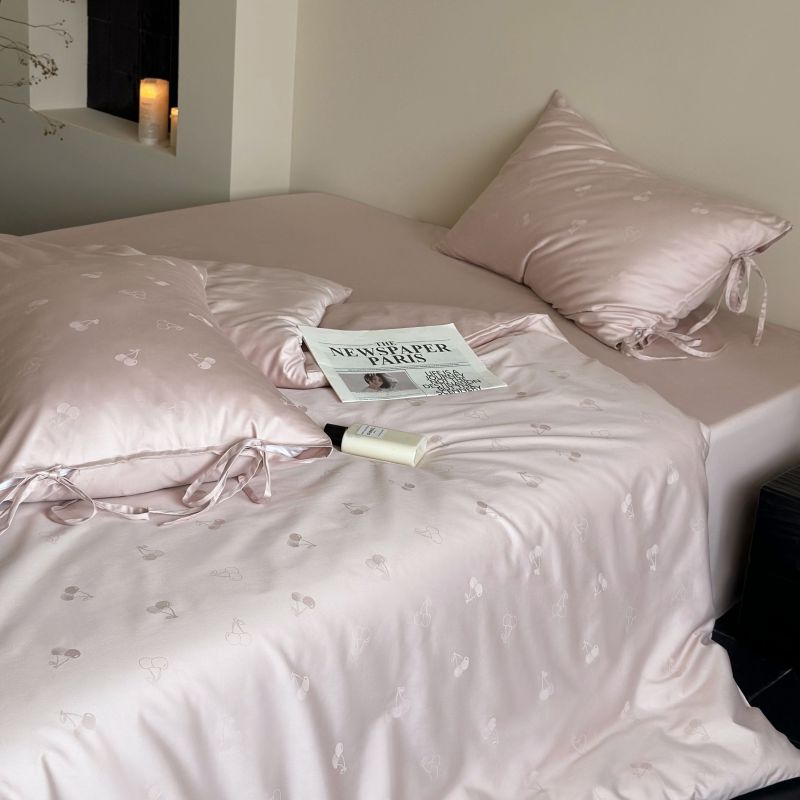 Belle Vie Bedding Set