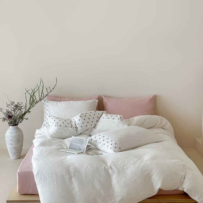 Petite Fleur Bedding Set