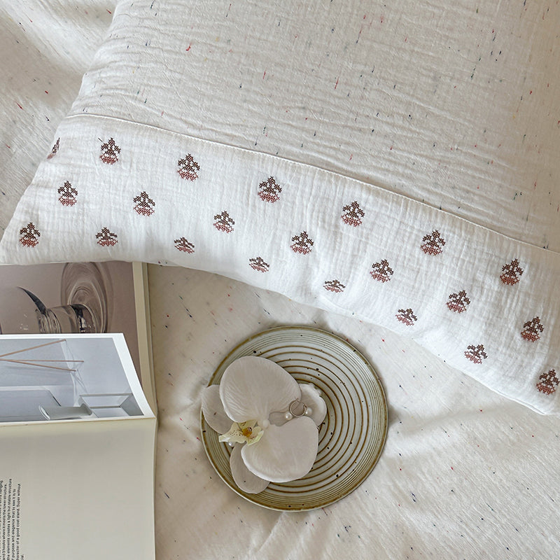 Petite Fleur Bedding Set