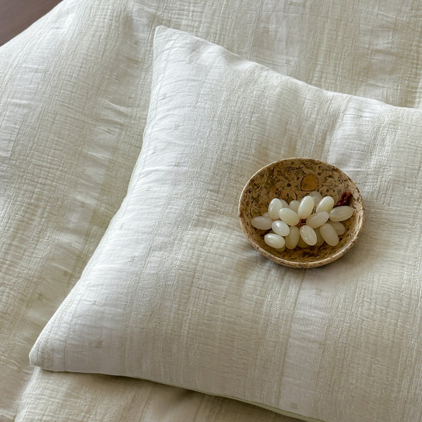 Serene Weave Bedding Set