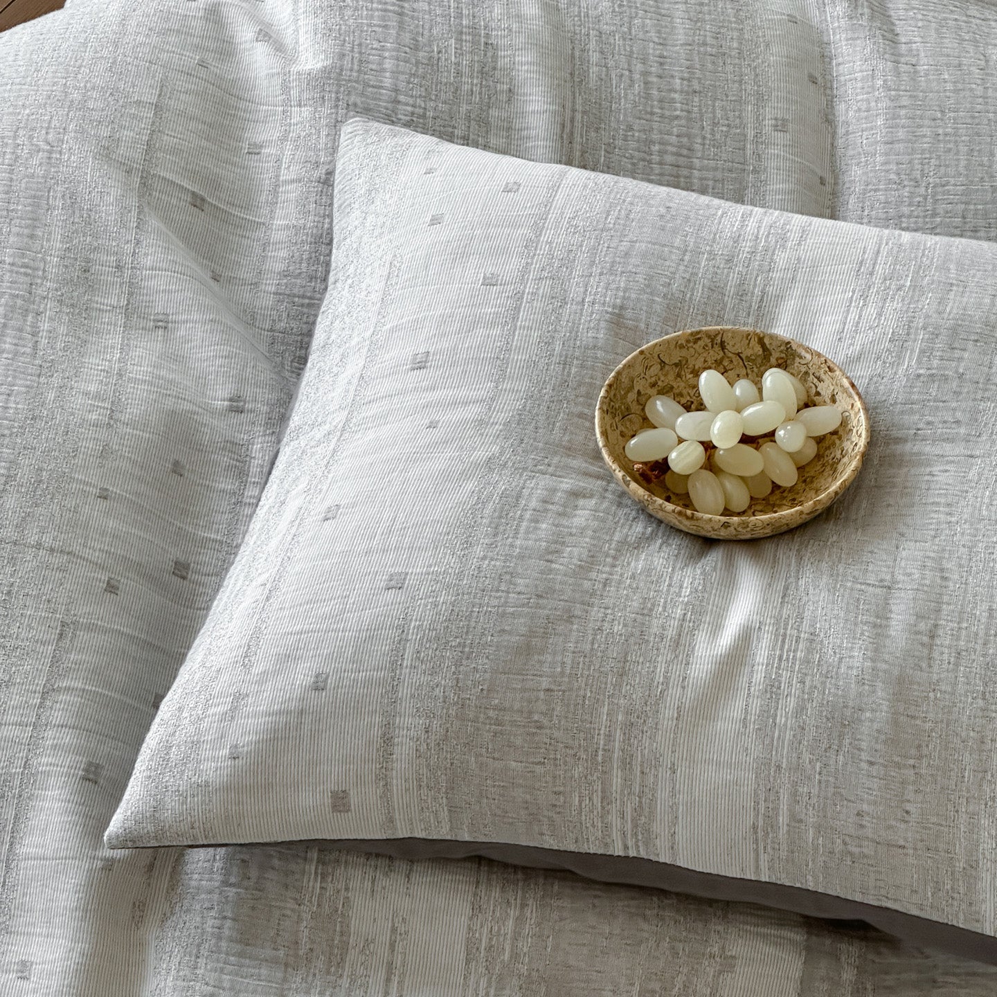 Serene Weave Bedding Set