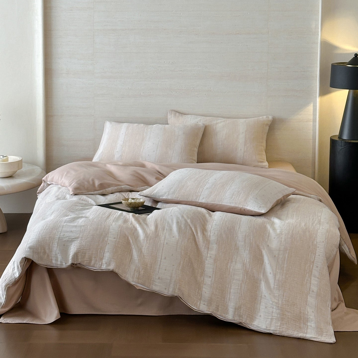 Serene Weave Bedding Set