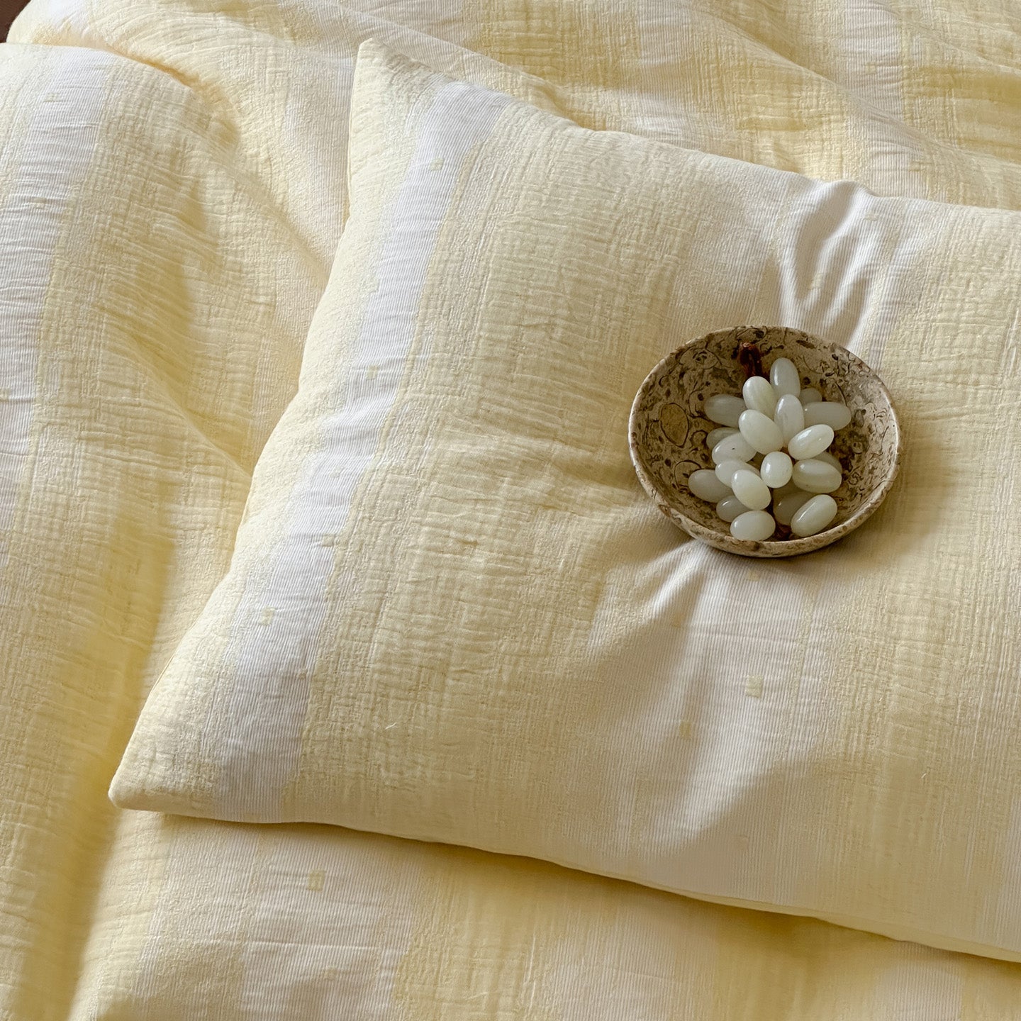 Serene Weave Bedding Set