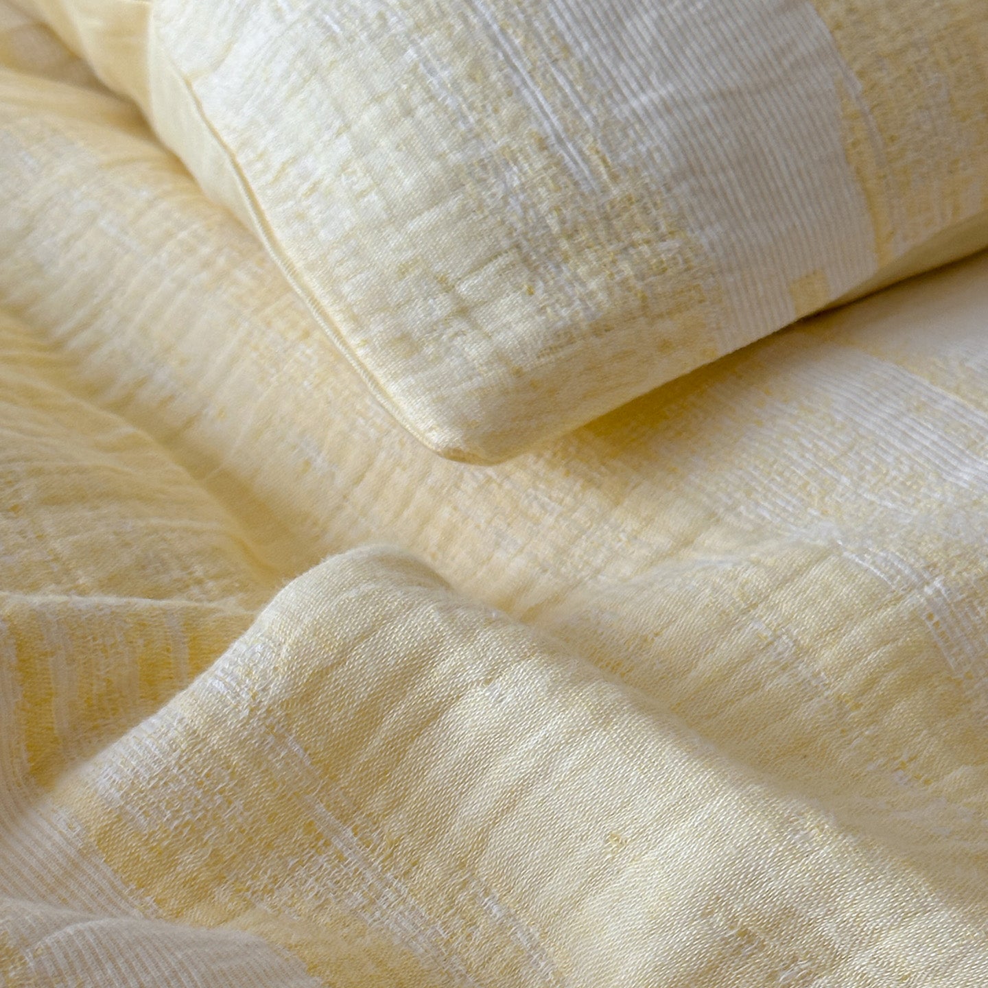 Serene Weave Bedding Set