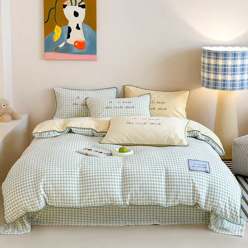 Fresh Gingham Bedding Set
