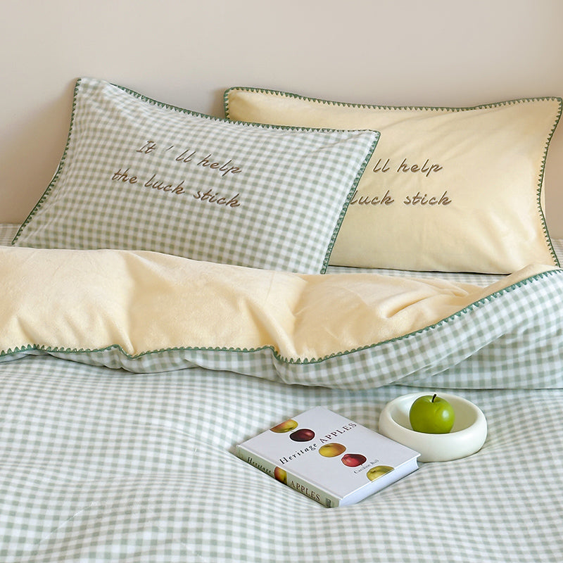 Fresh Gingham Bedding Set