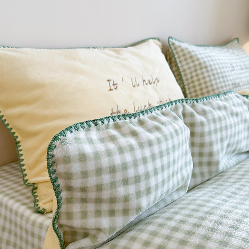 Fresh Gingham Bedding Set