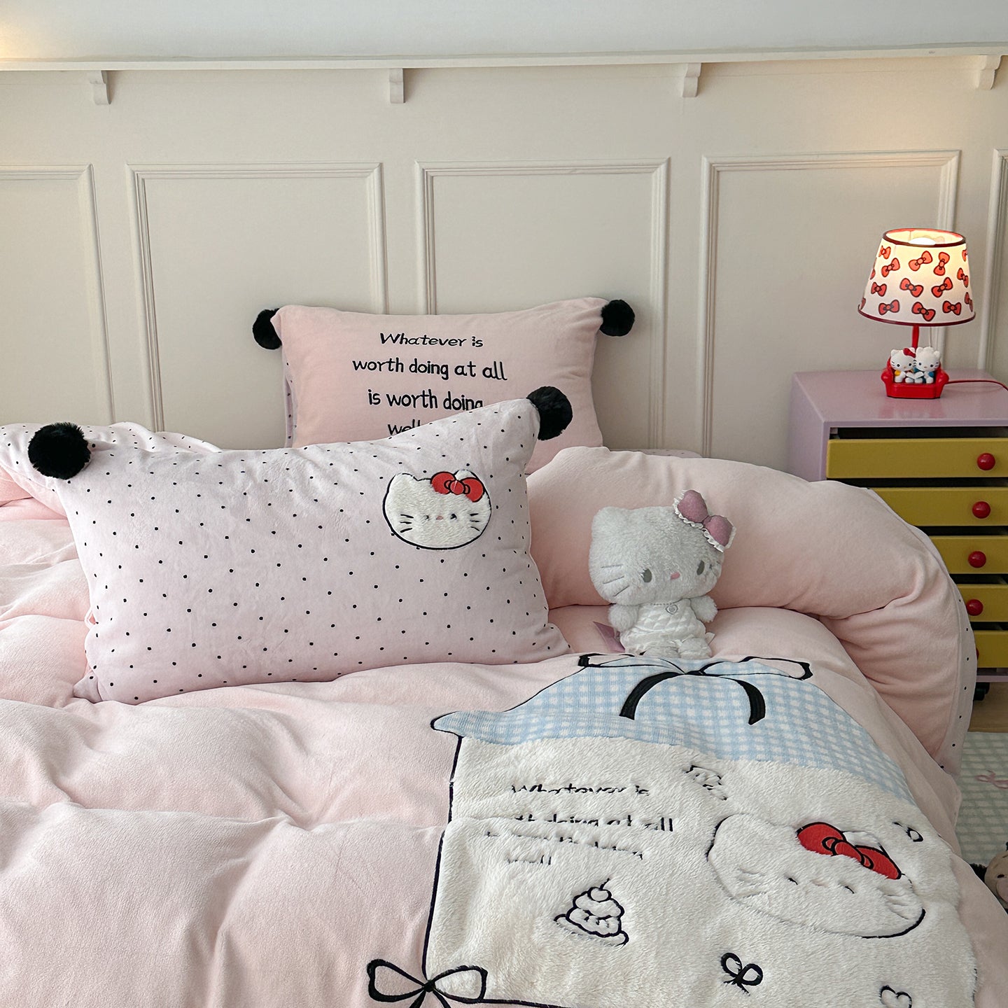 Dreamy Friends Bedding Set