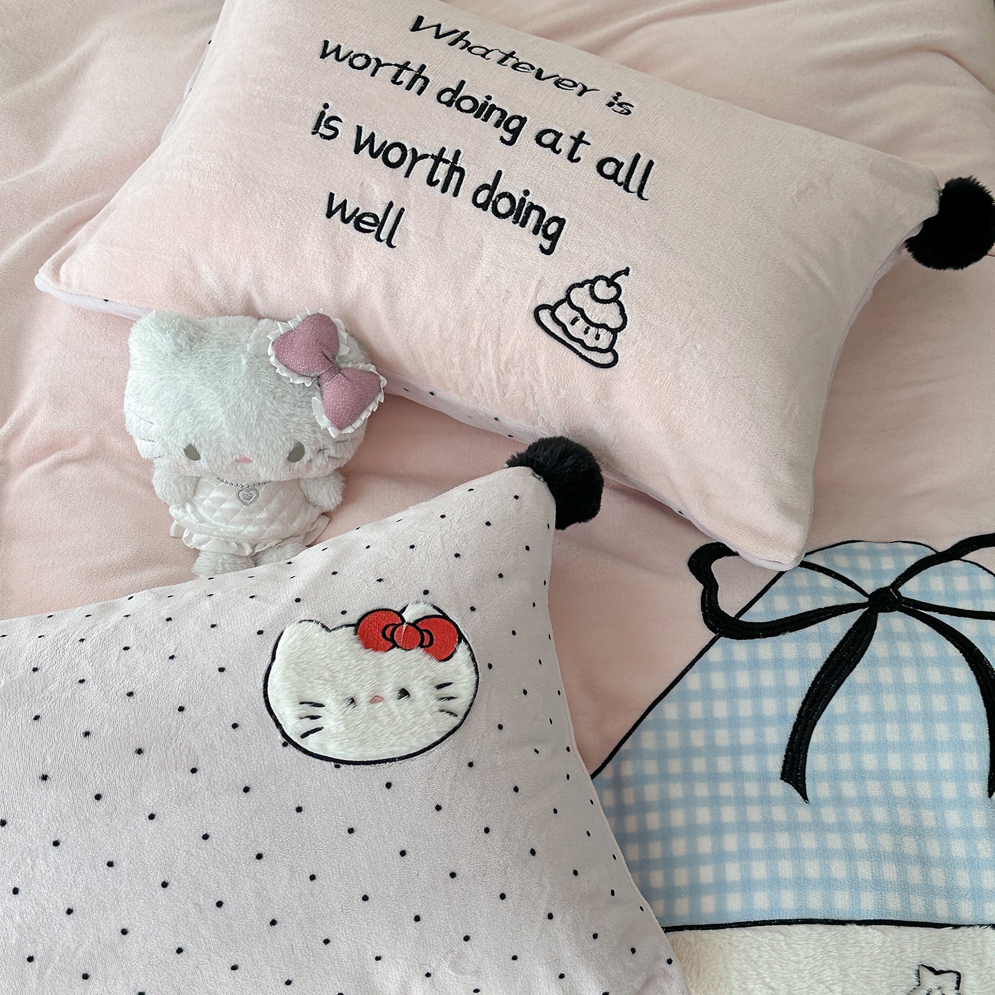 Dreamy Friends Bedding Set