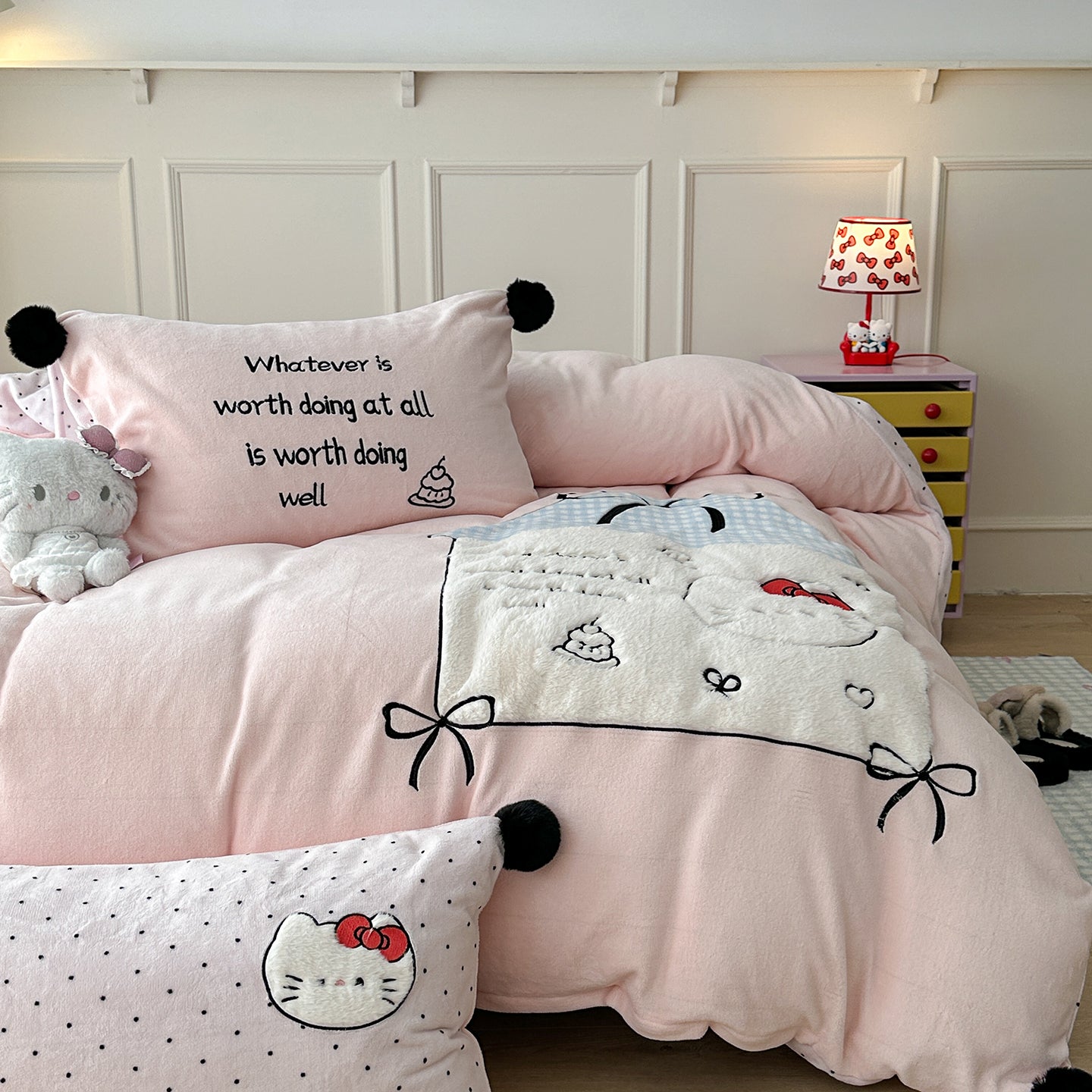 Dreamy Friends Bedding Set