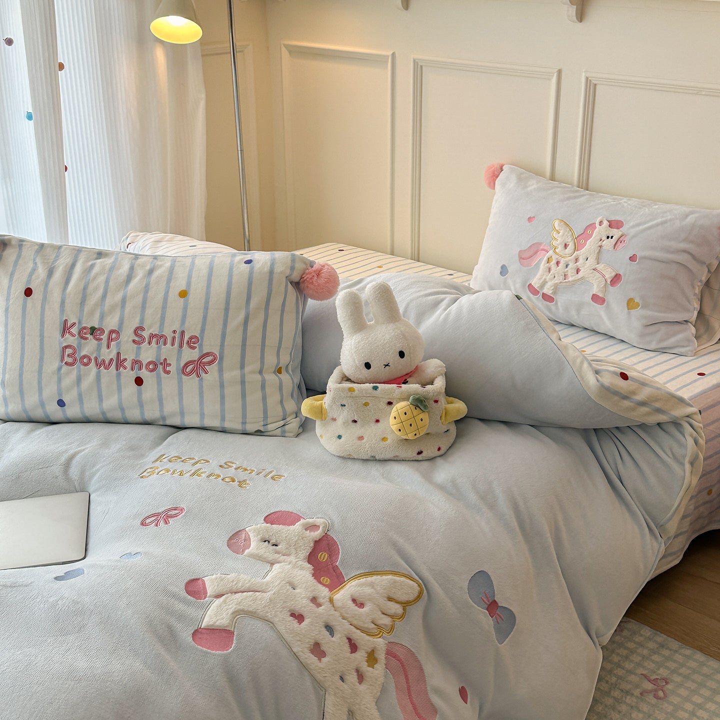 Dreamy Friends Bedding Set