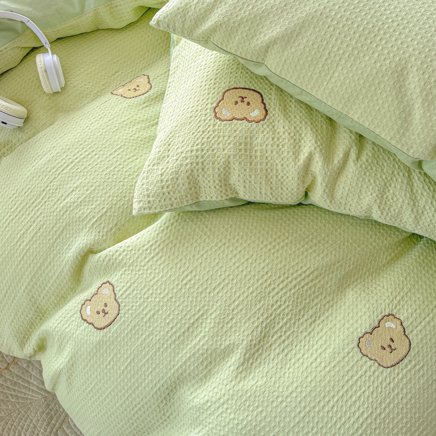 Teddy Waffle Bedding Set
