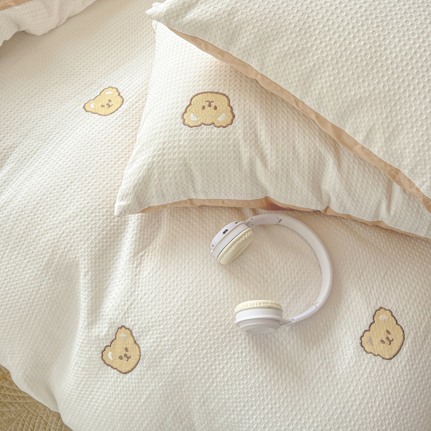 Teddy Waffle Bedding Set