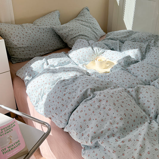 Blooming Muse Bedding Set