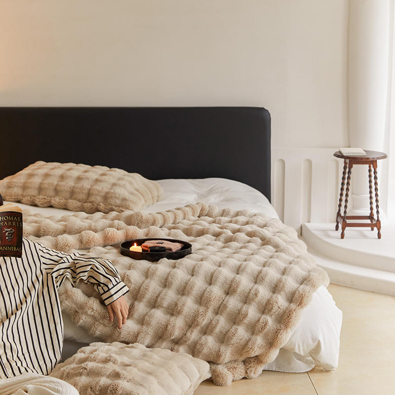 Tuscan Imitation Fur Blanket